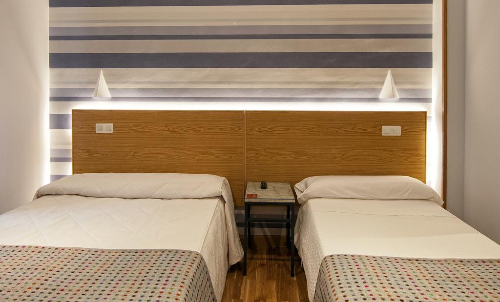 Hostal Bezana Burgo Habitación foto